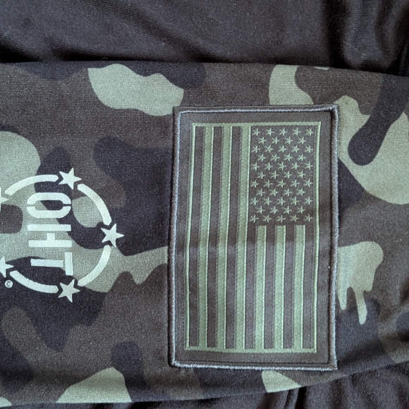 Camouflage Long Sleeve Pullover - Picture 3 of 4